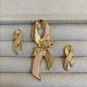 3 AVON BREAST CANCER CRUSADE PINS